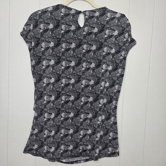 Worthington Women's Cowl Neck Silky Top Stretch Cinched Sides Large Dressy - Picture 2 of 5